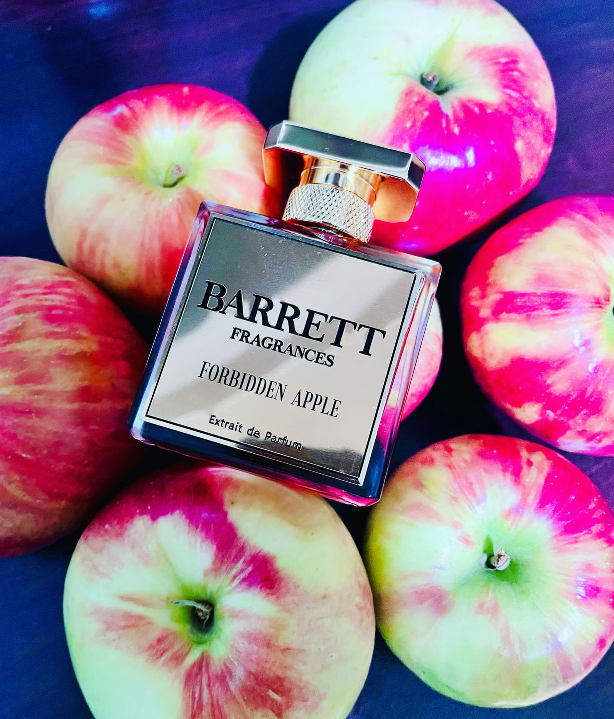 Customer photo review of Forbidden Apple inspired by Eden Juicy Apple 01