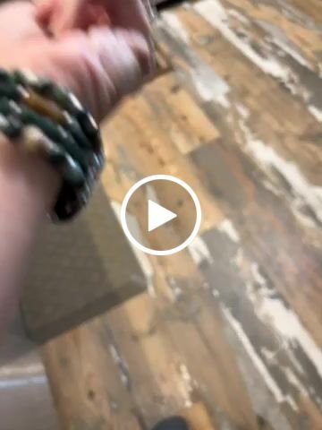 Customer video review of Vintage Agate Stretch Apple Watch Strap