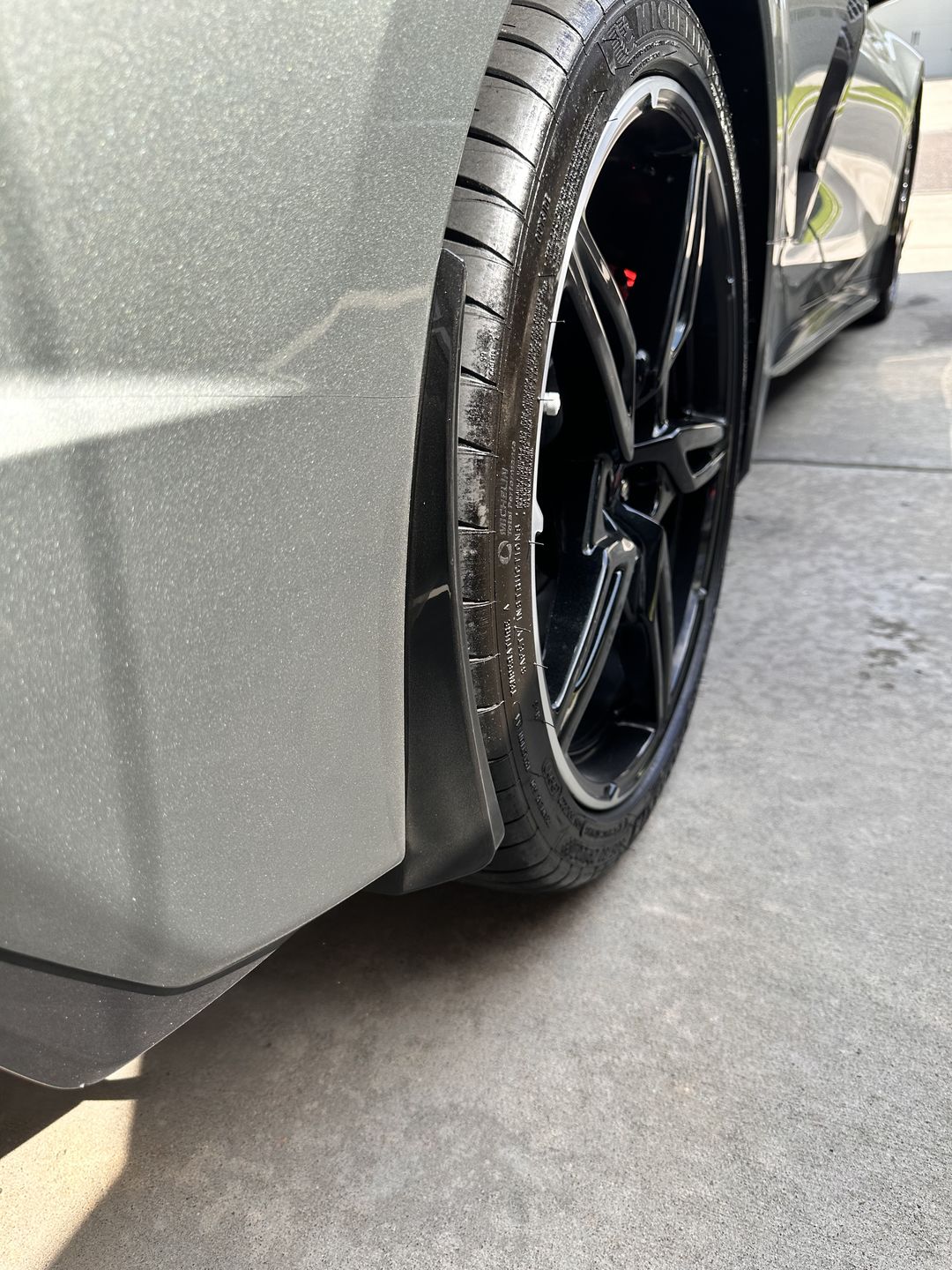 Customer photo review of Chevrolet Corvette C8 XL Extended Front & Rear Splash Guard