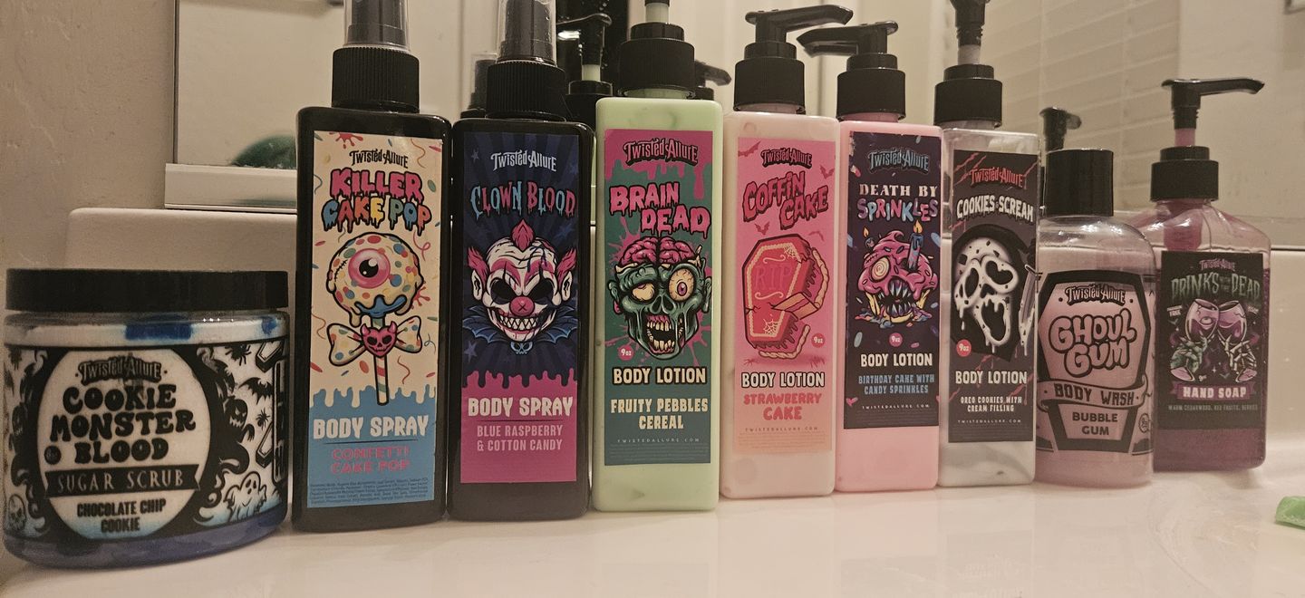 Customer photo review of Coffin Cake Body Lotion (Strawberry Cake)
