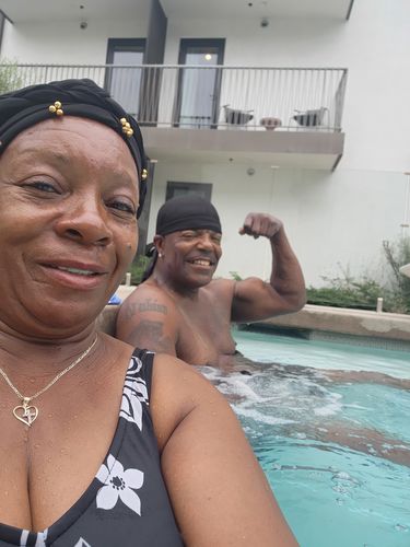 Customer photo review of SOURSOP SEA MOSS GEL (BUNDLE) 2 Jars