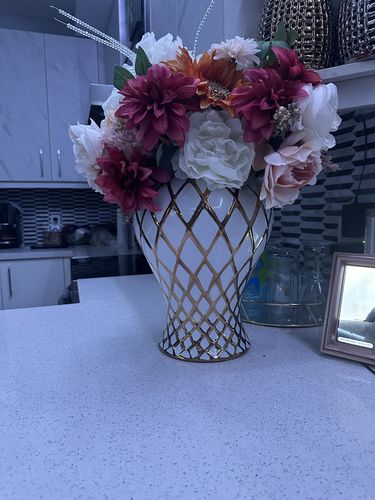 Customer photo review of Gold & White Porcelain Ginger Jar Vase