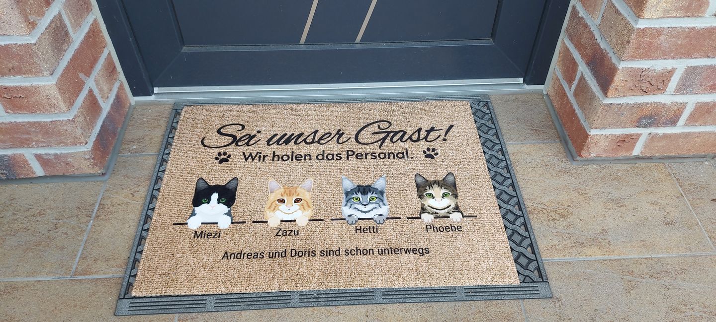 Customer photo review of Katzen holen ihr Personal - Individuelle Fußmatte