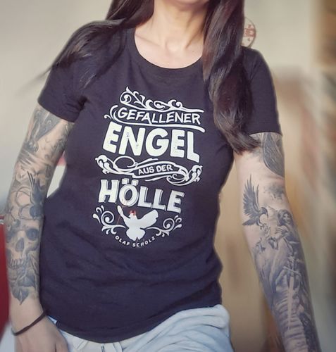 Customer photo review of ORGANIC SHIRT MÄDELS • OLAF SCHOLZ: GEFALLENER ENGEL AUS DER HÖLLE