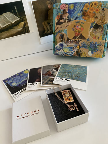 Customer photo review of Gustav Klimt Gold Cat Tablo Rectangle Tasarım Kolye