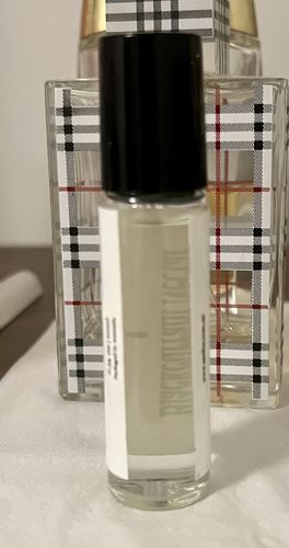 Customer photo review of BLACKCURRANT NECTAR PERFUME OIL
