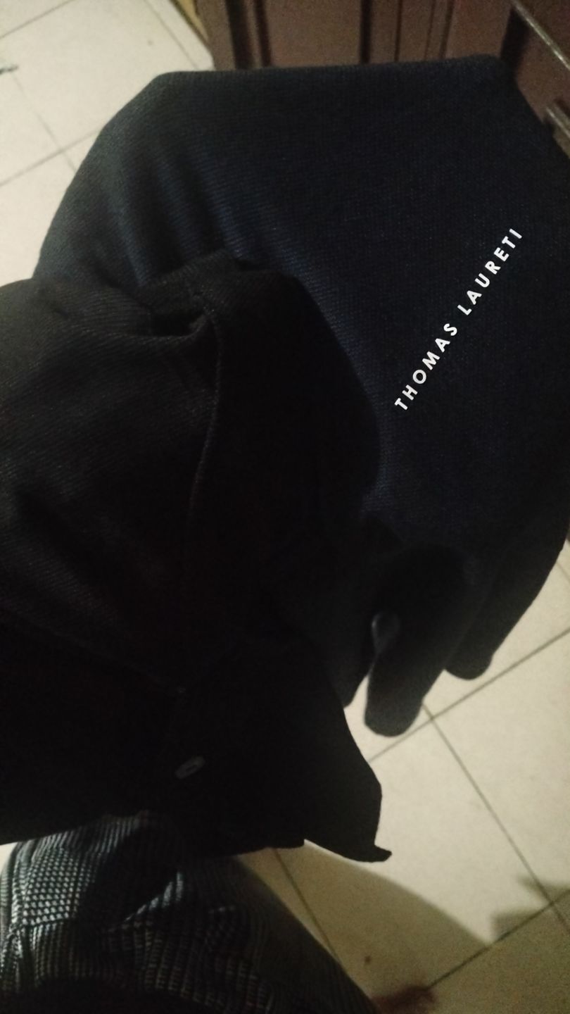 Customer photo review of Men's Thomas Laureti Black Polo Shirt
