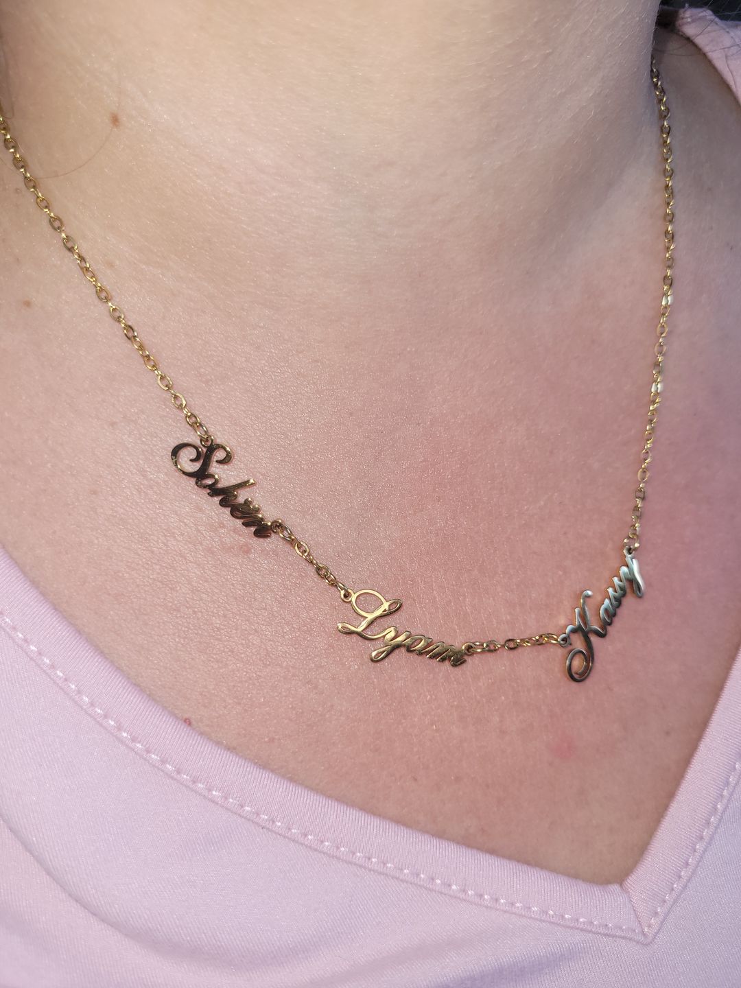 Customer photo review of Collier Plusieurs Prénoms