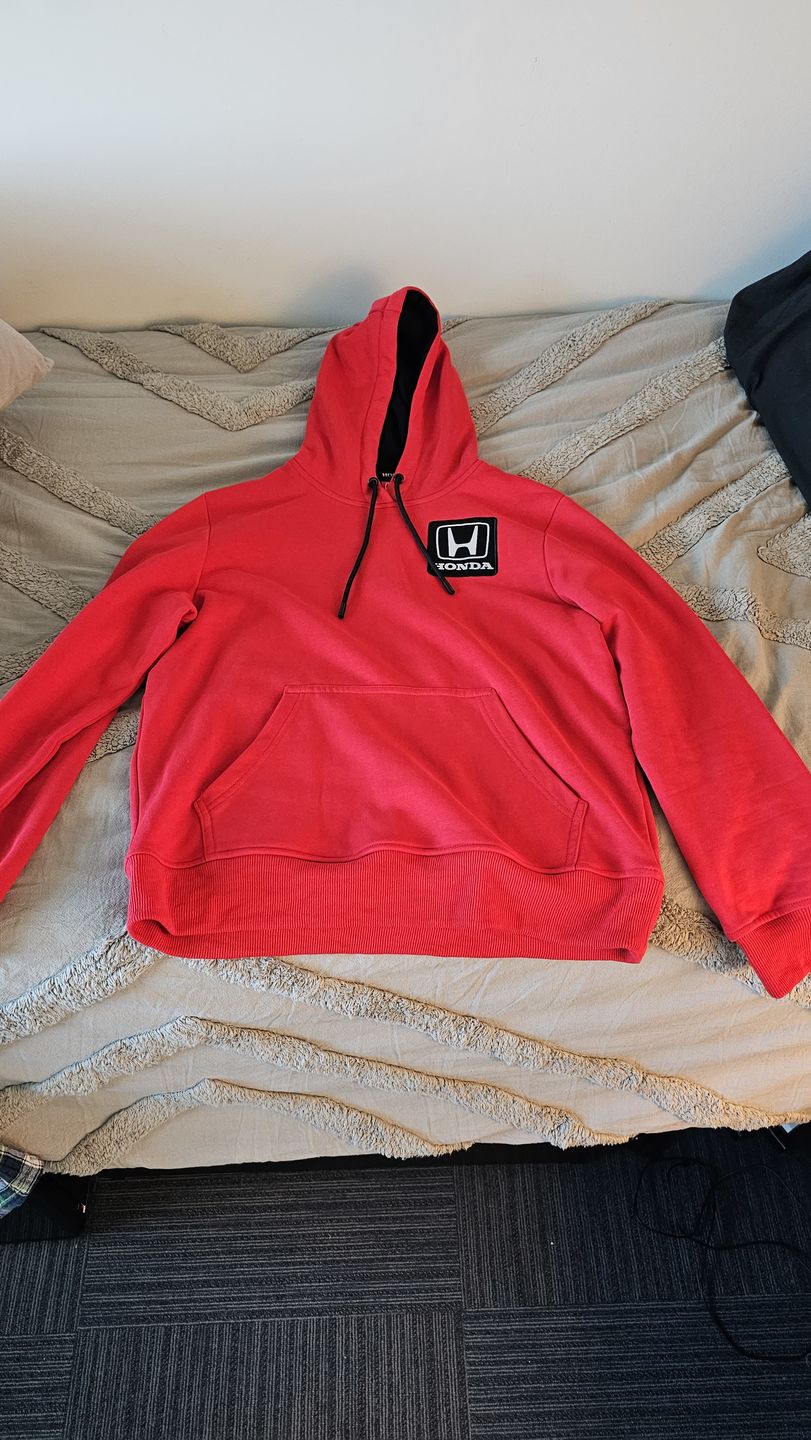 Customer photo review of 1989 Honda Grand Prix Racing Team Hoodie