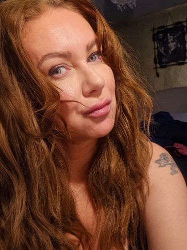 Customer photo review of The Loose Wave HD Fibre 24" Lace U Part Wig