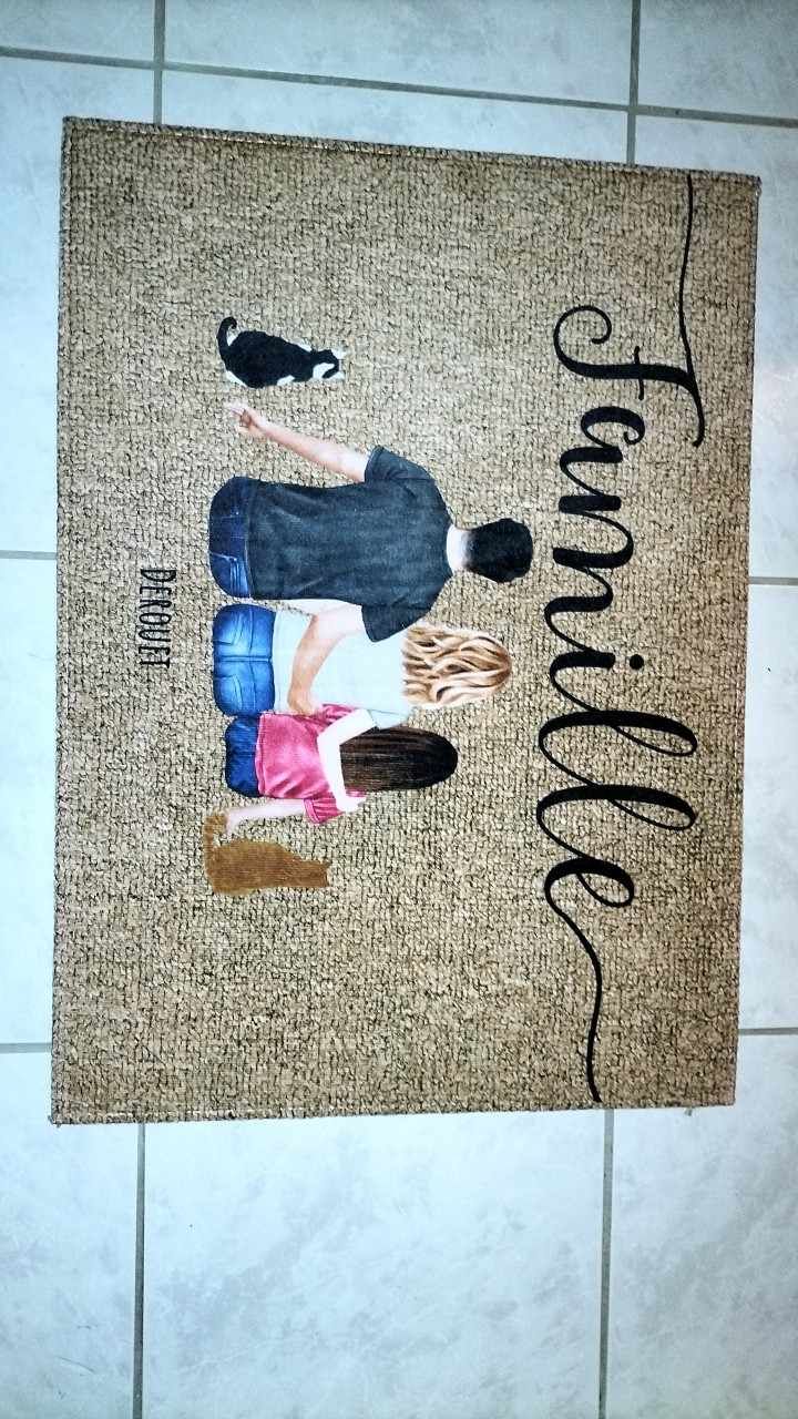 Customer photo review of Famille - Paillasson personnalisé