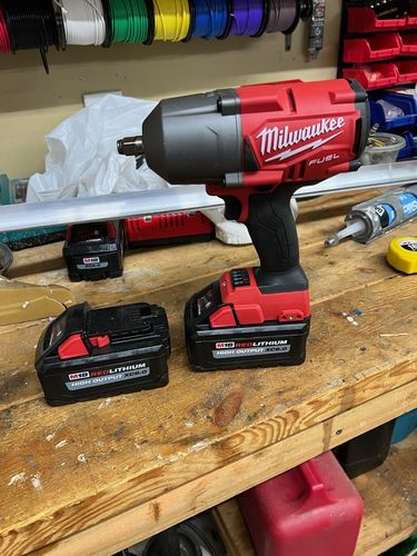 Customer photo review of Milwaukee 48-11-1865 M18 REDLITHIUM High Output XC6.0 Battery Pack