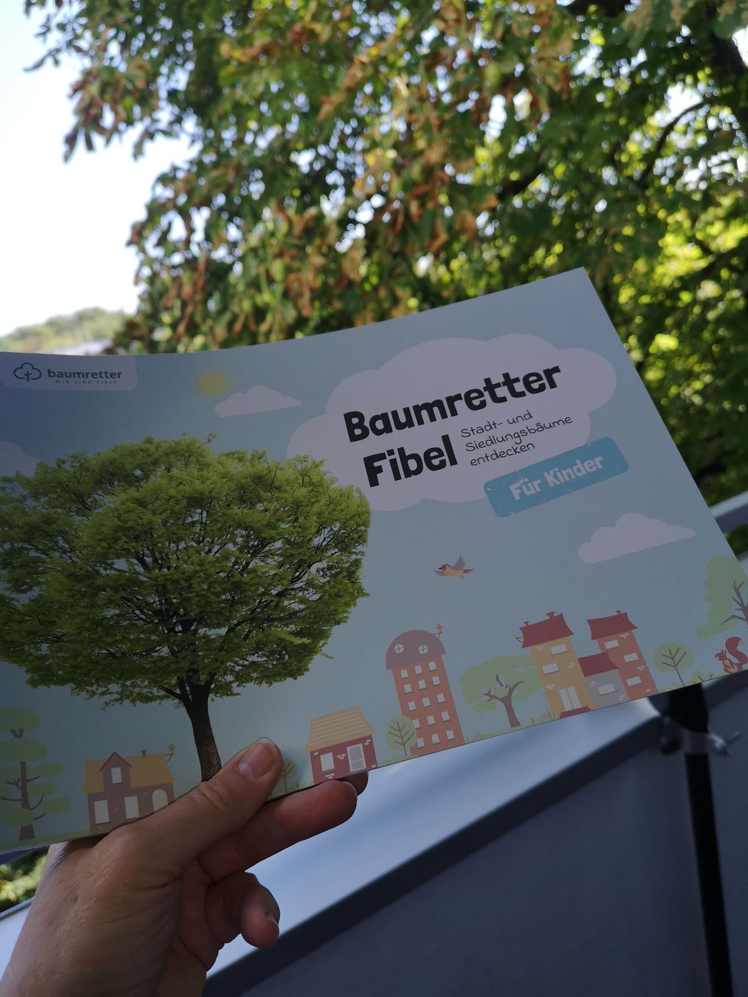 Customer photo review of Die Baumretter Fibel für Kinder (Buch mit 72 farbigen Seiten)
