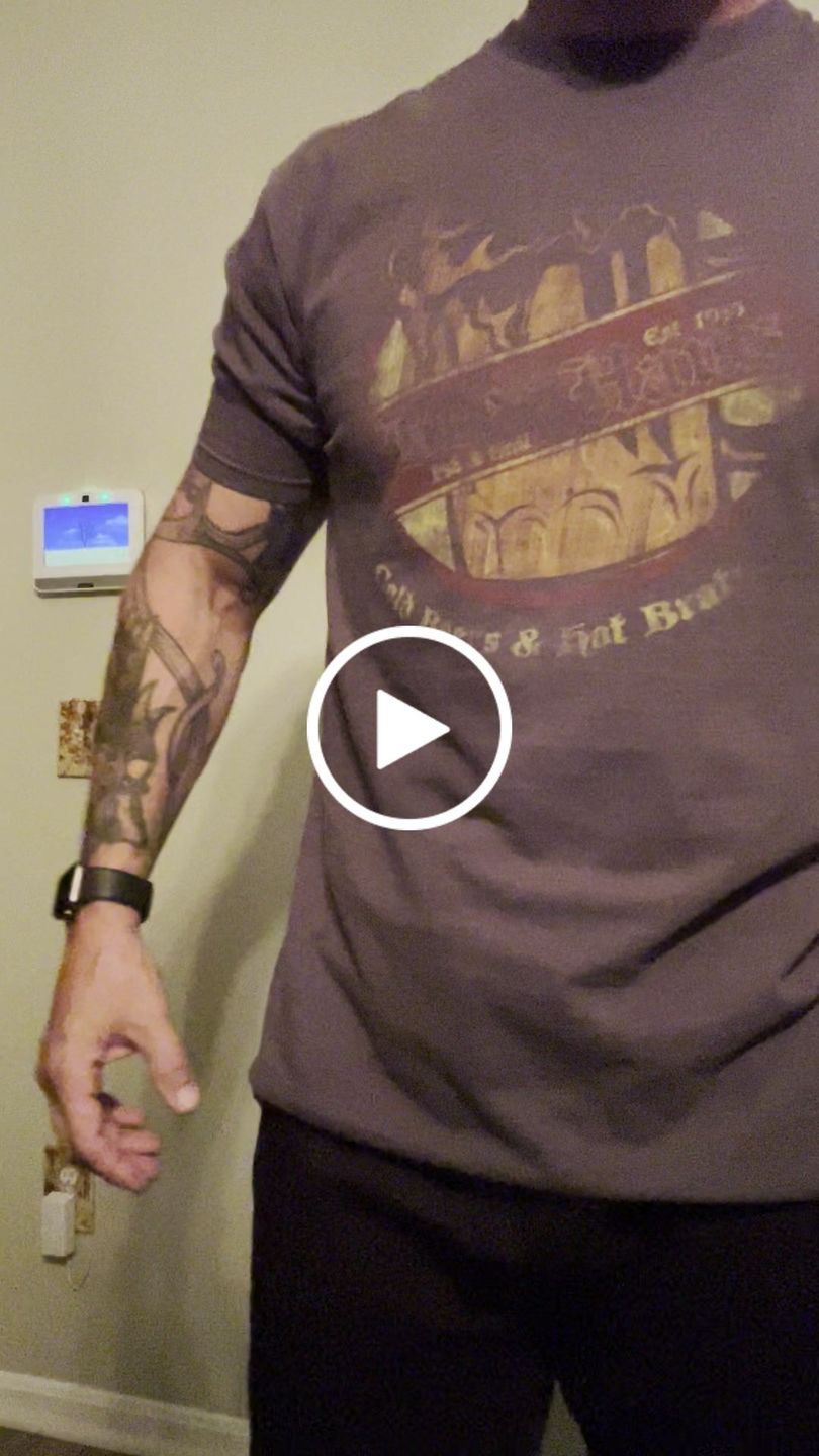 Customer video review of Carrier Joggers Mk.II - Midnight Black