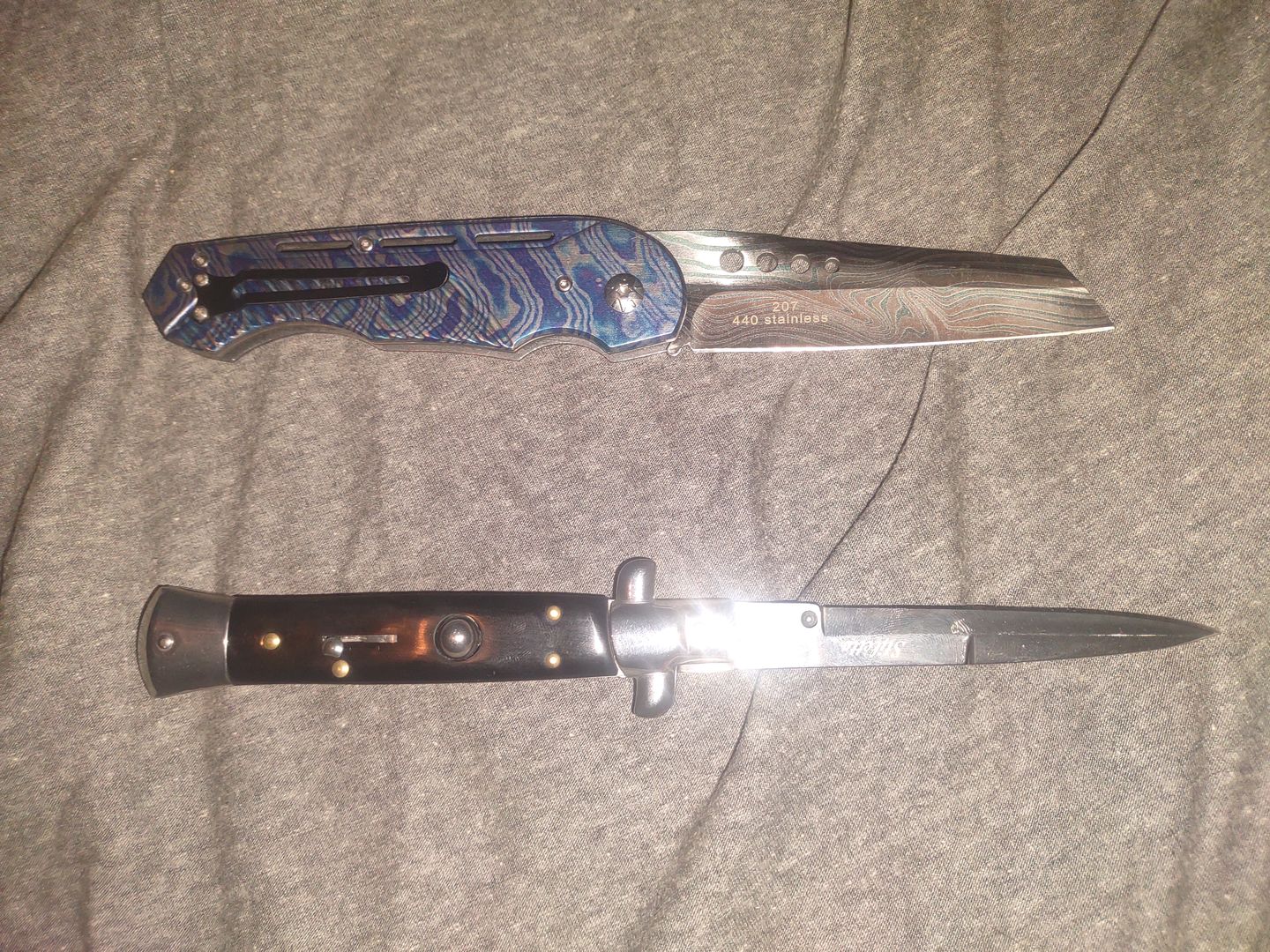 Customer photo review of Mystery Knives Box™