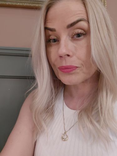 Customer photo review of LA Sunkissed Touch Up Color