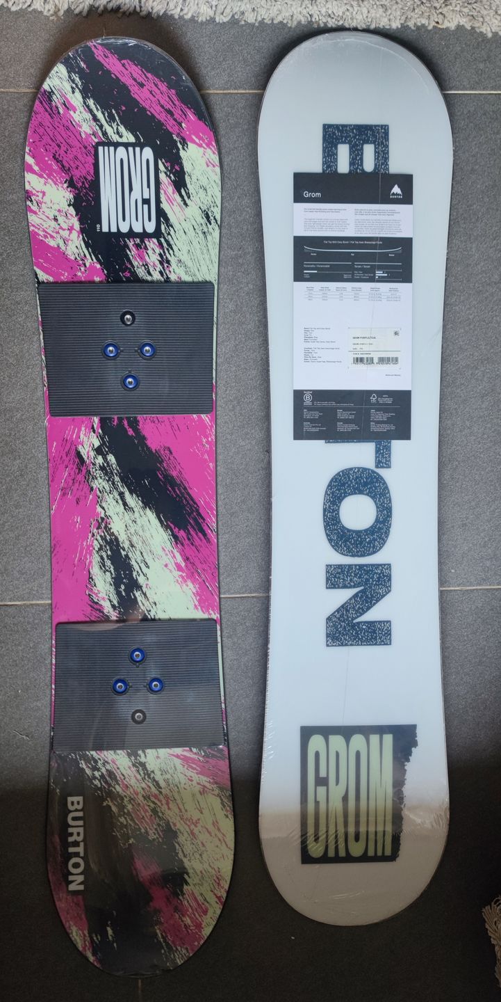 Customer photo review of Kids' Burton Grom Snowboard