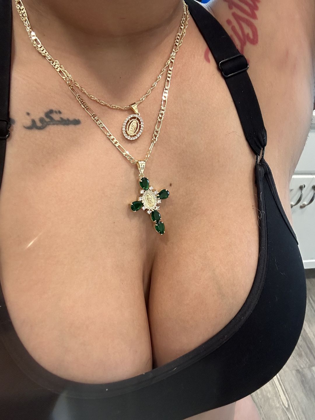 Customer photo review of Virgen Mary Cross