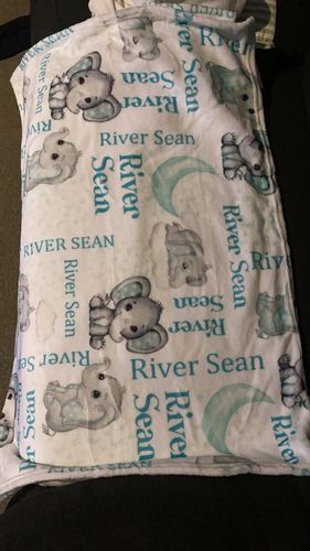 Customer photo review of Free Shipping✈️Personalized Custom Elephant Stars Baby Blanket