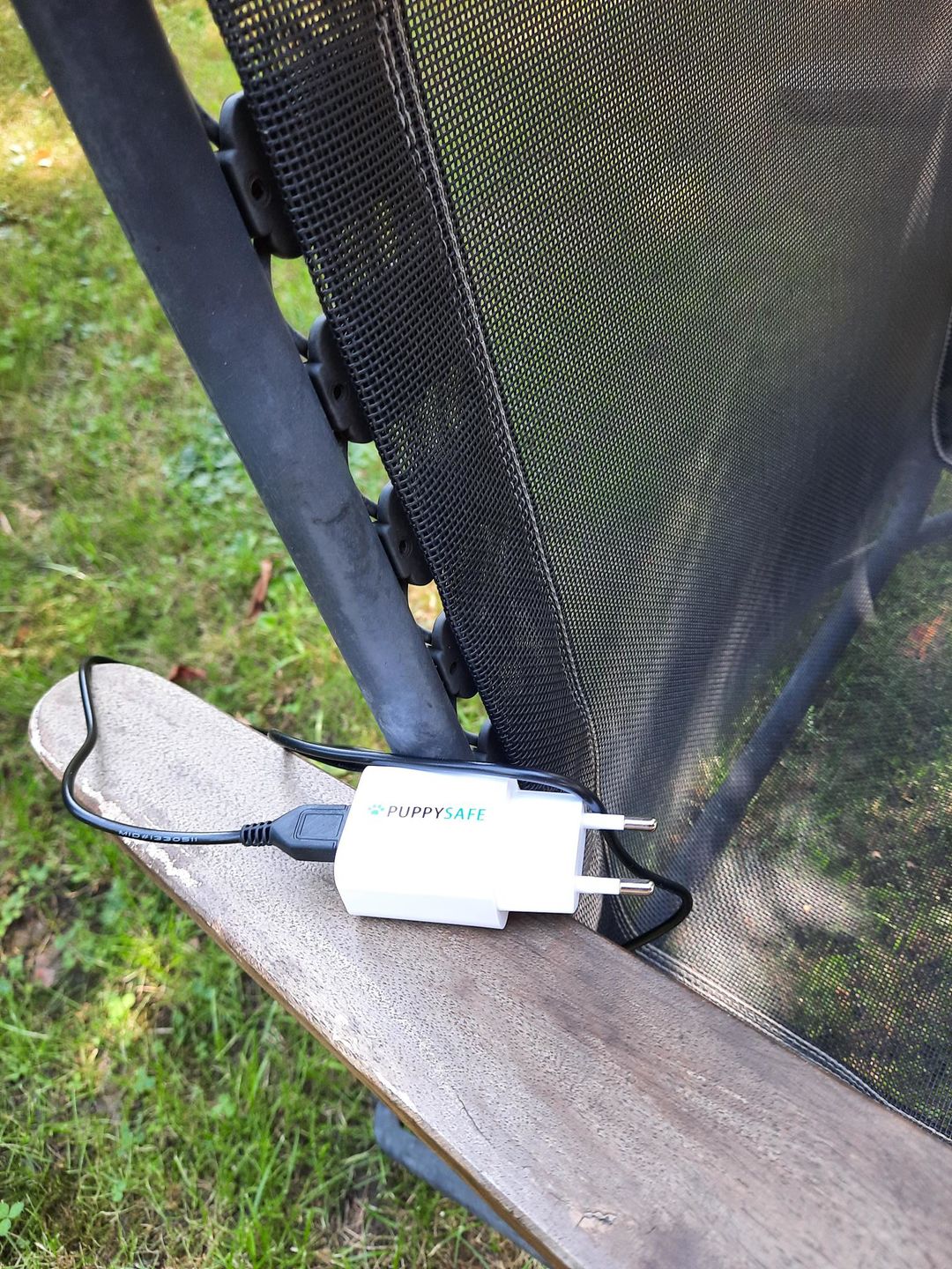 Customer photo review of Chargeur spécialement conçu pour le collier Anti Aboiement