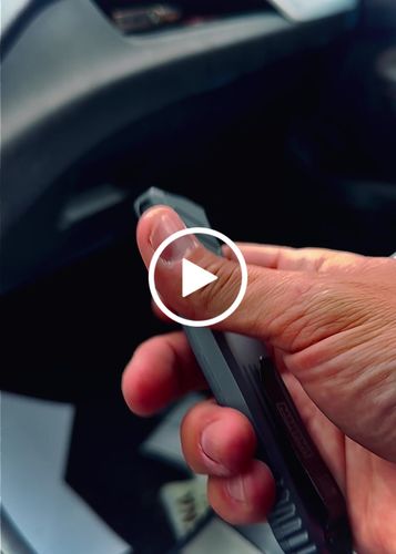 Customer video review of TACTIC FLAG