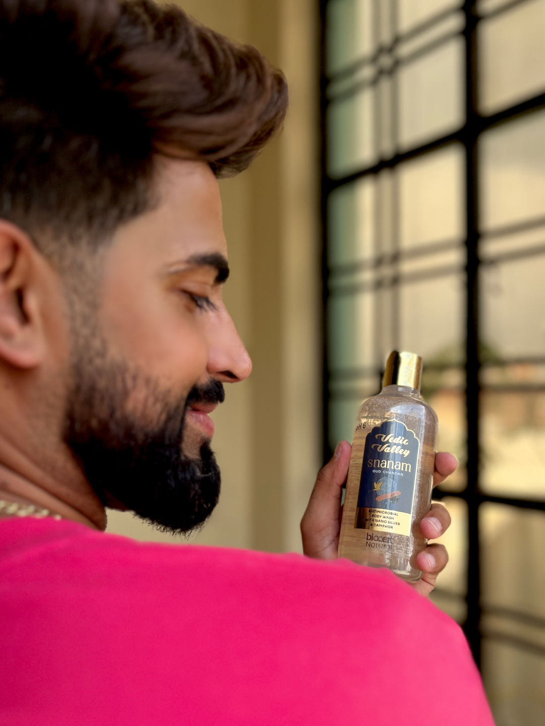 Customer photo review of Men's Oudh Chandan   Body Wash 330 ml (Pack of 2)