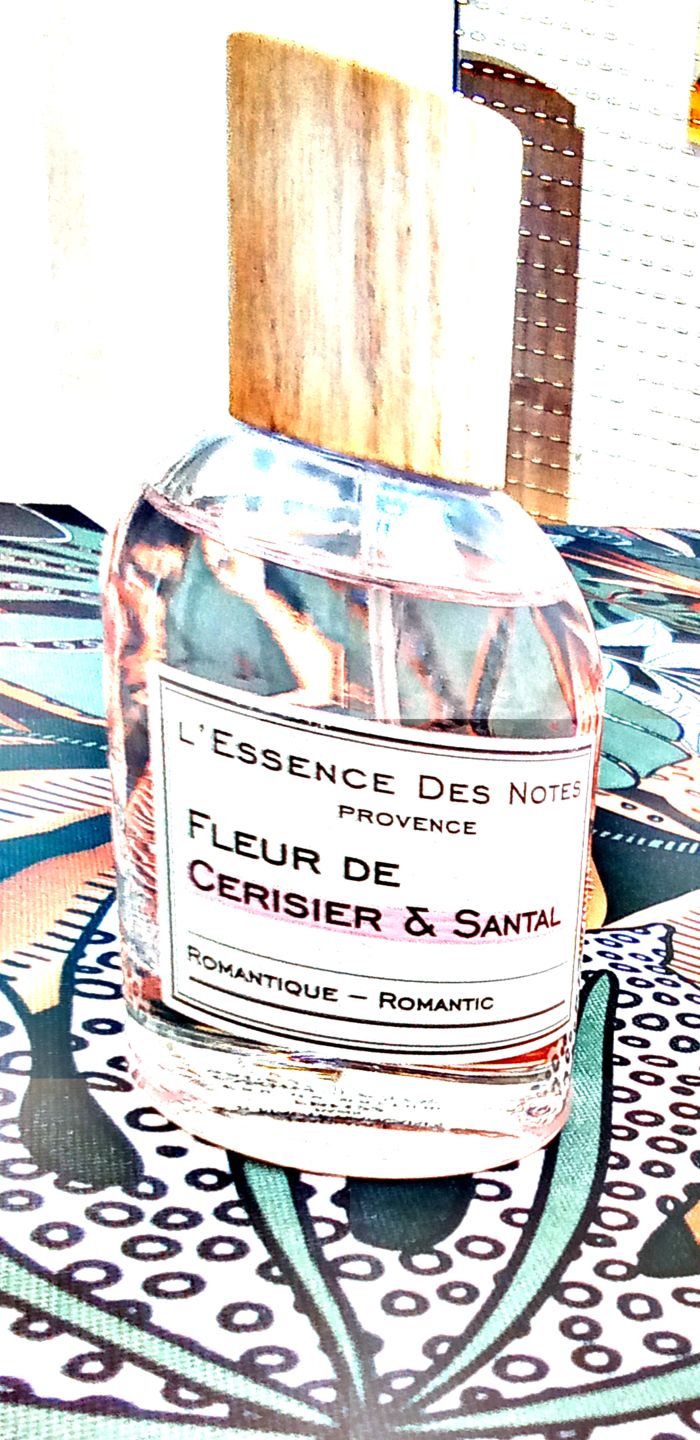 Customer photo review of Fleur de Cerisier & Santal
