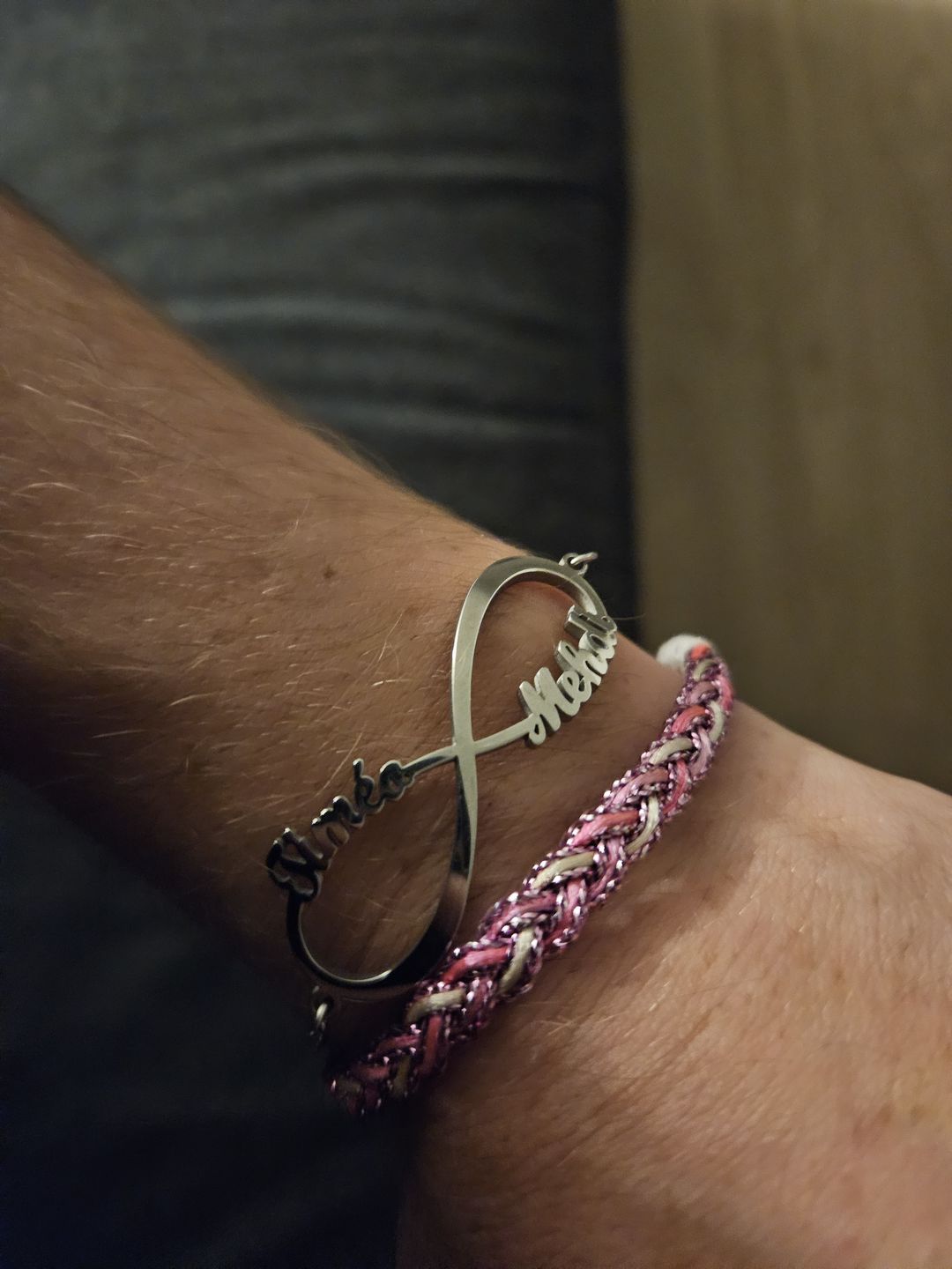 Customer photo review of Bracelet Infini