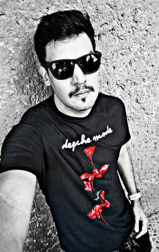 Customer photo review of Playera Depeche Mode