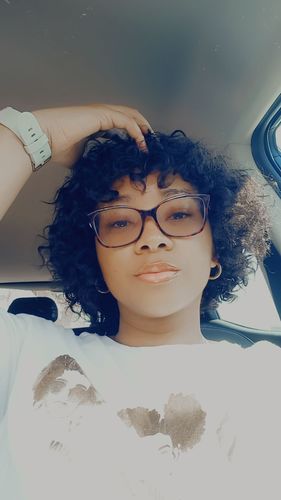 Customer photo review of Curly Pixies : 190084 12a Mongolian Loose Curl Bob Cut
