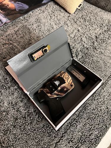 Customer photo review of Star and Bar StealthBook