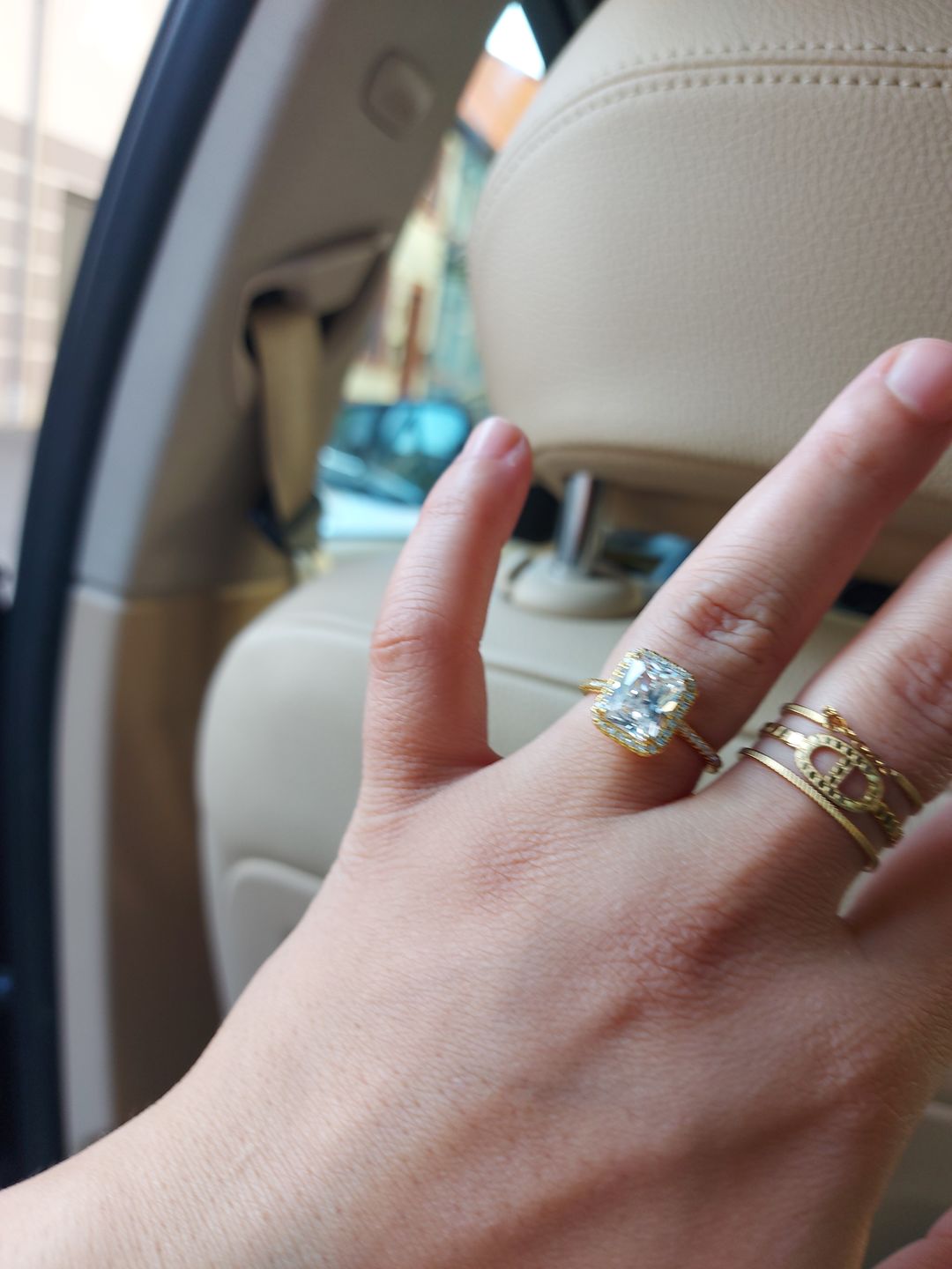 Customer photo review of Big Shine Ring | 18K vergoldet