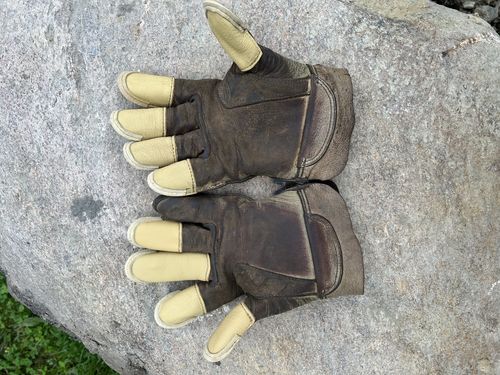 Customer photo review of Glove Repair