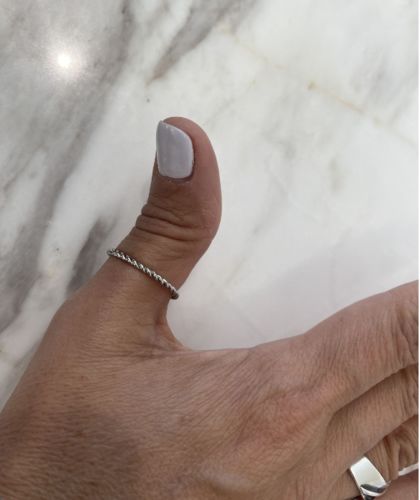 Customer photo review of Anillo Trenzado Dorado