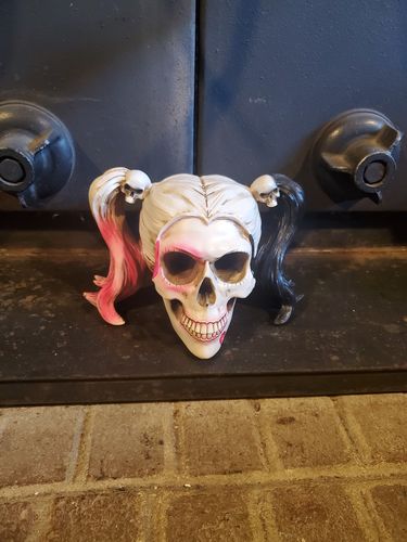 Customer photo review of Little Monster Skull Figurine