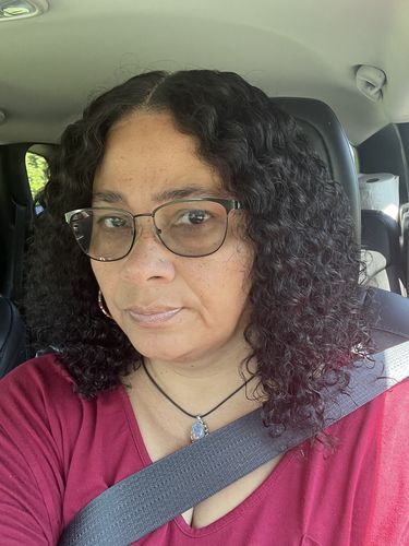 Customer photo review of CurlyMe Water Wave Bob Glueless Wig Wear Go 4x6 HD Lace Pre Cut Lace Wig