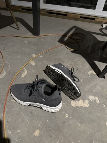 Customer photo review of Mulat Ultraplex Sneakers Nardo Grey (2.4" Boost)