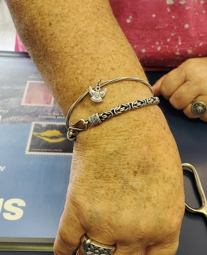 Customer photo review of ANGEL - “LIVIN' ON A PRAYER”