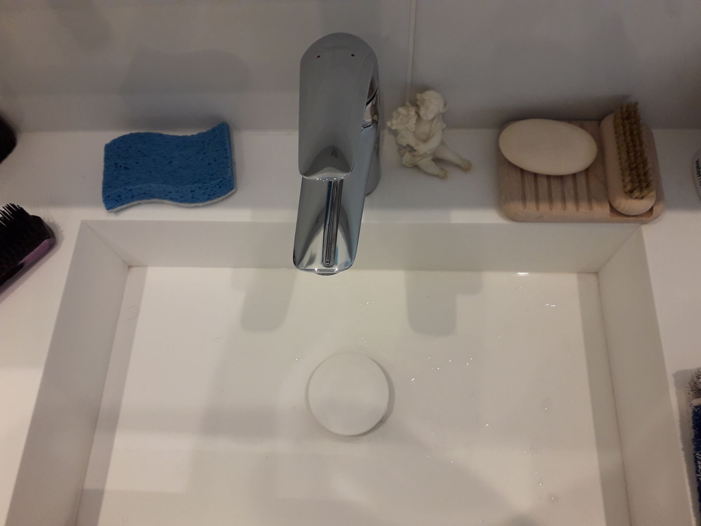 Customer photo review of Brosse à ongles