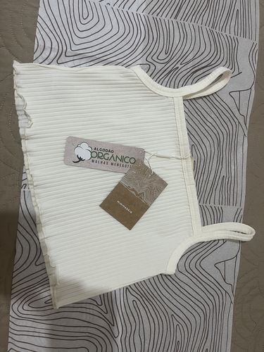 Victoria P. review of Cropped Girassol Off White image 1 out of 1