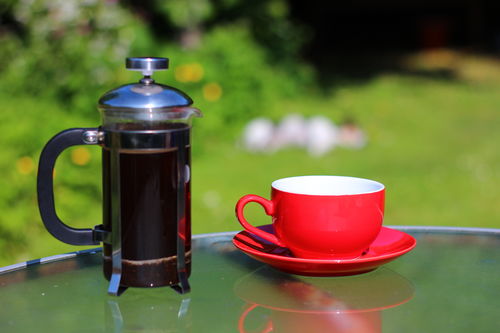 Customer photo review of Bird & Wild DECAF Coffee, Fairtrade Organic Swiss Water Process Decaffeinated Coffee, Strength 3