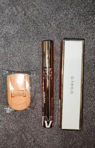 Customer photo review of O.TWO.O ULTRA BUSHY 5D WATERPROOF MASCARA