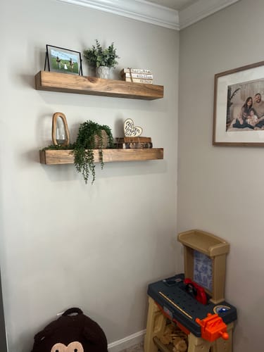 Customer photo review of Modern 3" Thick Floating Shelves