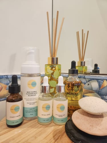 Customer photo review of Limited Offer -Neroli Oil Pamper Pack Bundle with Body Bubbles