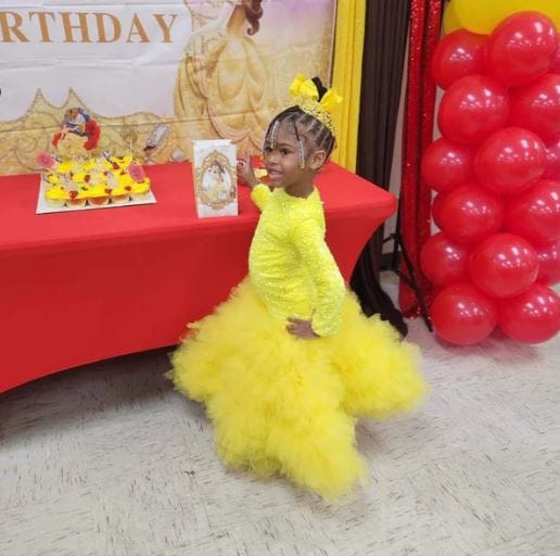 Customer photo review of Yellow Sequin on Velvet