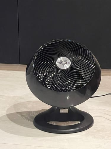 Customer photo review of ^- Voted Best Fan In the World,Add to cart to buy @ $534.65 -^  Vornado 660B X 02 Large Circulator