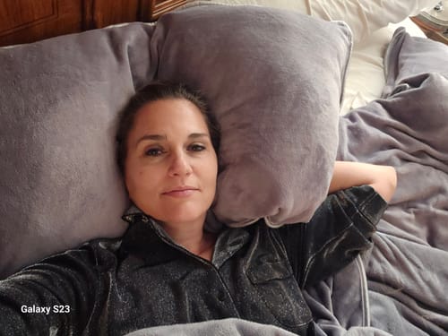 Customer photo review of Kefalonia Velvet Bedding Set