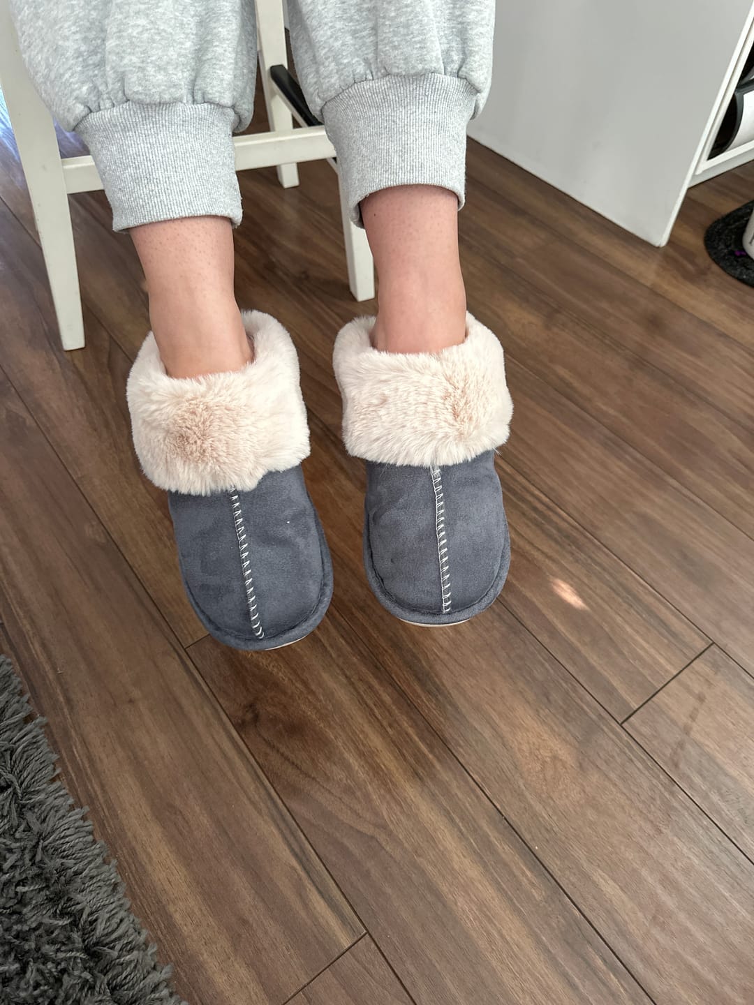 Customer photo review of Nordic Comfy Slippers