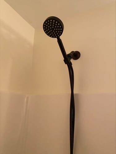 Customer photo review of 1-Spray Handheld Shower Head Set