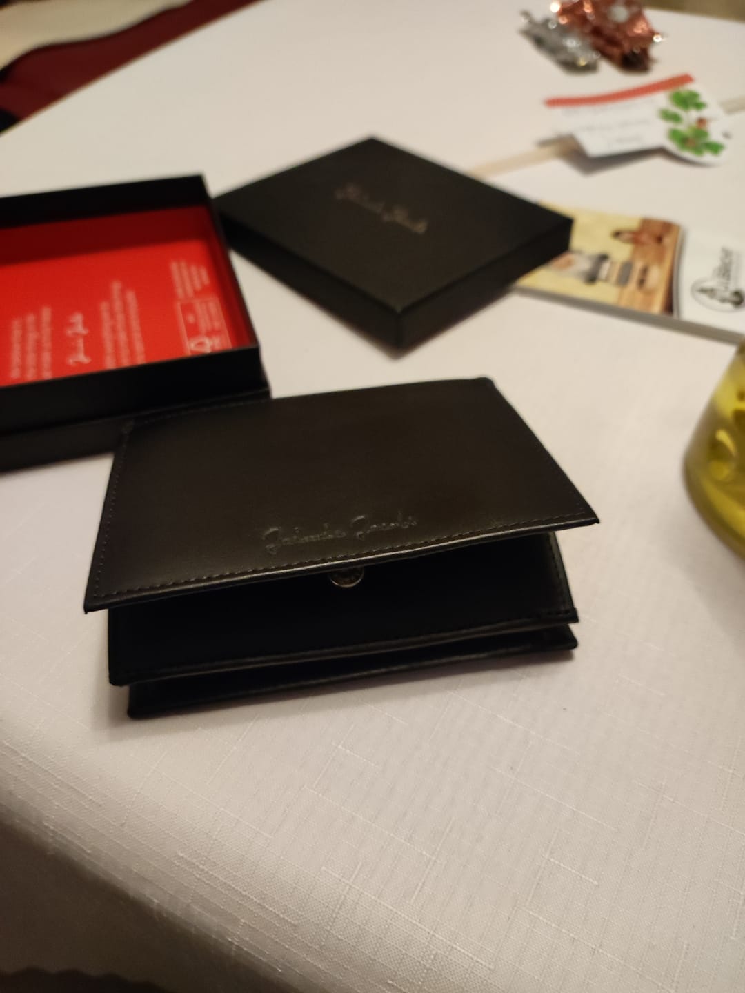 Customer photo review of Folder Boy bi-fold wallet